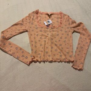 Womens/Juniors size S Henley ribbed floral 🌺 top